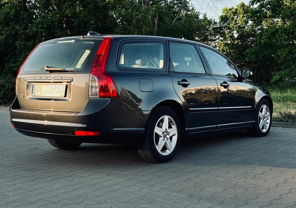 Volvo V50 cena 19990 przebieg: 183397, rok produkcji 2009 z Warszawa małe 191